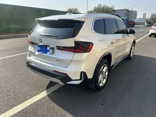 BMW X1 — Фото автомобиля 5