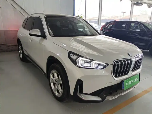 BMW X1 — Фото автомобиля 3