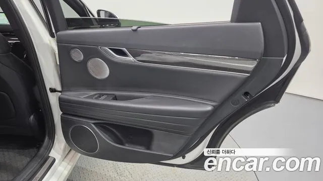 Genesis G80 RG3 — Фото автомобиля 14