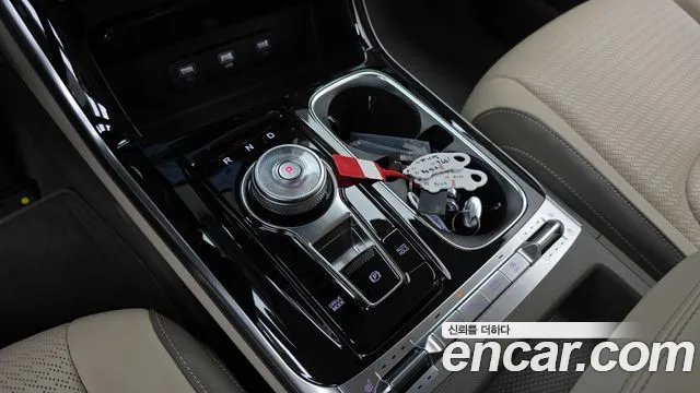 Kia Carnival 4th Gen — Фото автомобиля 12