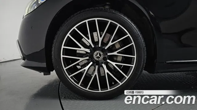Mercedes-Benz S-Class — Фото автомобиля 5
