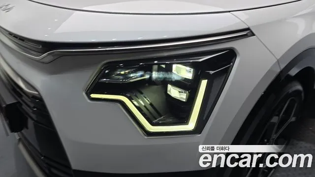 Kia Niro The All New Niro Signature — Фото автомобиля 22