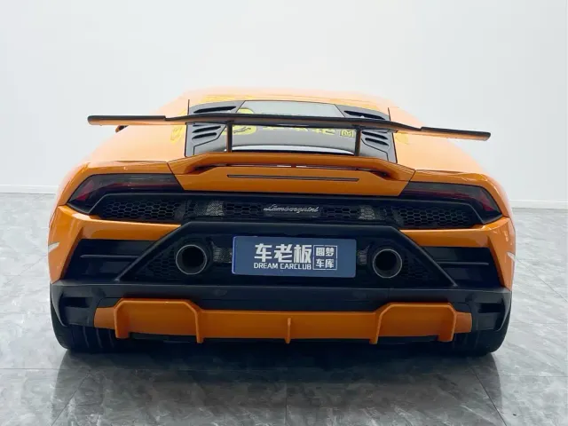 Lamborghini Huracan — Фото автомобиля 12