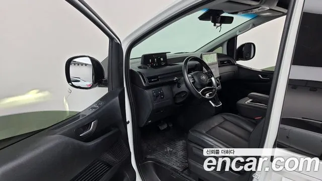 Hyundai Staria — Фото автомобиля 15