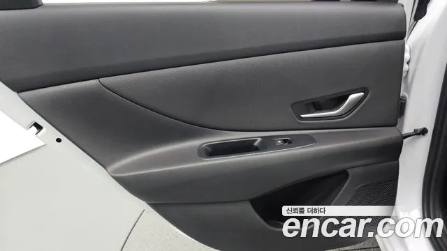 Hyundai Avante CN7 — Фото автомобиля 14