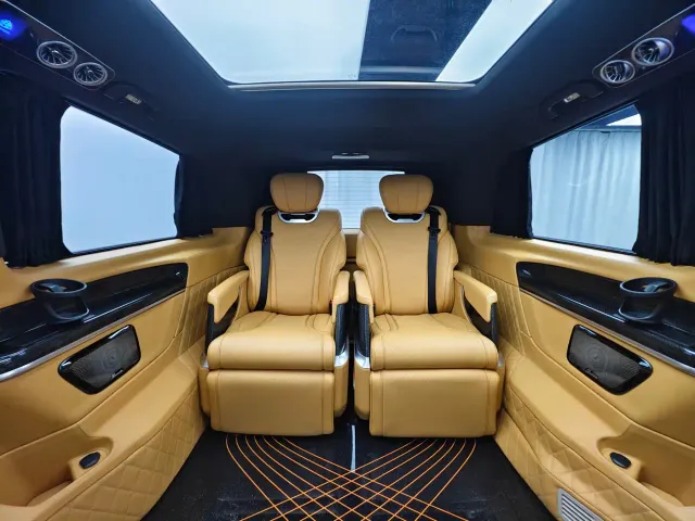 Mercedes-Benz V-Class — Фото автомобиля 7