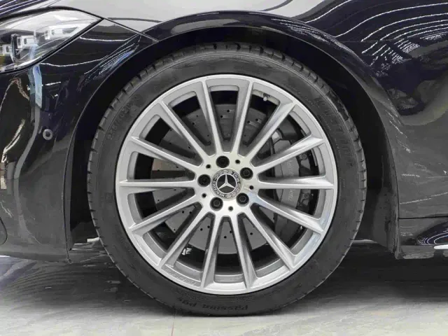Mercedes-Benz S-Class — Фото автомобиля 4
