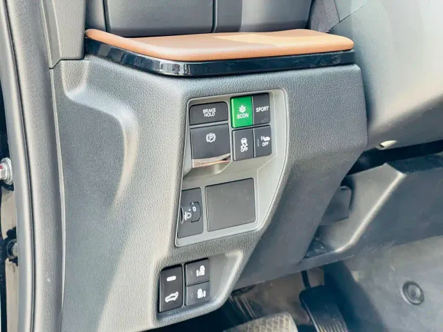 Honda Odyssey — Фото автомобиля 4