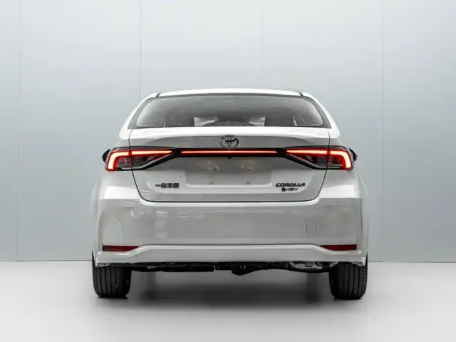 Toyota Corolla — Фото автомобиля 4