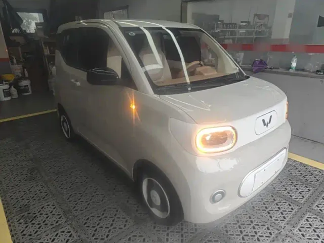 Wuling Hongguang Mini EV — Фото автомобиля 3
