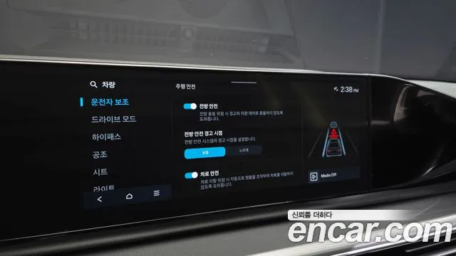 Hyundai Grandeur GN7 — Фото автомобиля 17