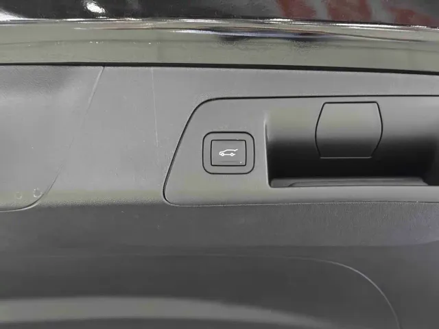 Buick Envision S — Фото автомобиля 21