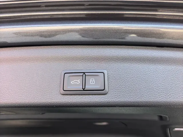 Audi Q3 — Фото автомобиля 14