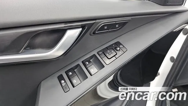 Kia Niro New — Фото автомобиля 30