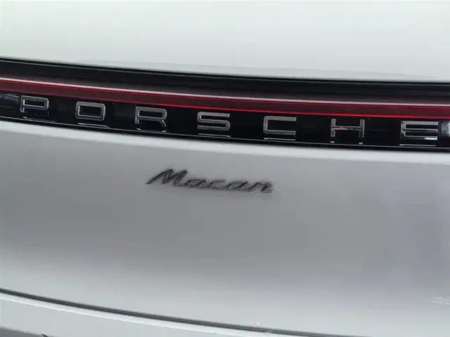Porsche Macan — Фото автомобиля 22