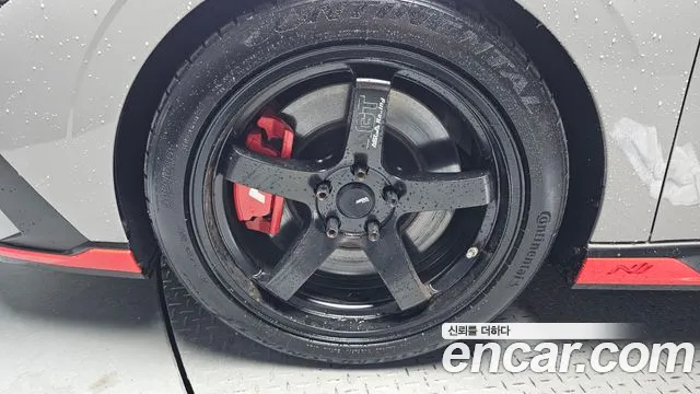 Hyundai AVANTE — Фото автомобиля 4