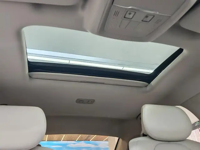 BYD Seal 05 DM-i — Фото автомобиля 17
