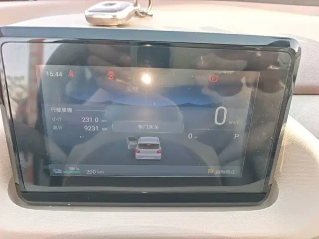 Wuling Hongguang Mini EV — Фото автомобиля 11