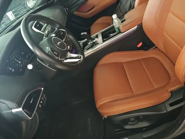 Jaguar XEL — Фото автомобиля 14