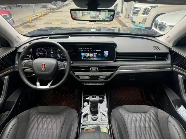 Hongqi HS5 — Фото автомобиля 7
