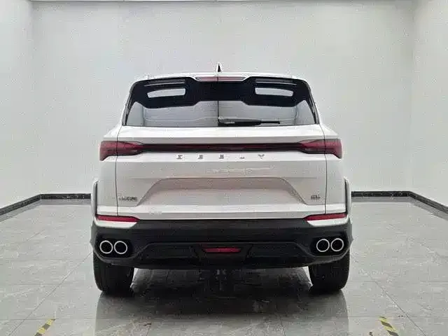 Geely Binyue — Фото автомобиля 5