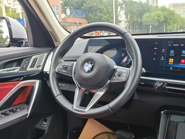 BMW BMW X1 2023 sDrive25Li X Design Package — Фото автомобиля 11