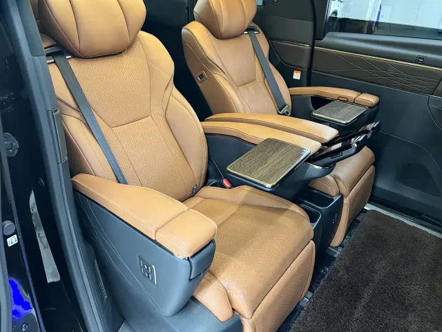Toyota Alphard — Фото автомобиля 14
