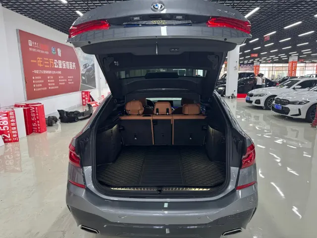 BMW 6 Series Gran Turismo — Фото автомобиля 14