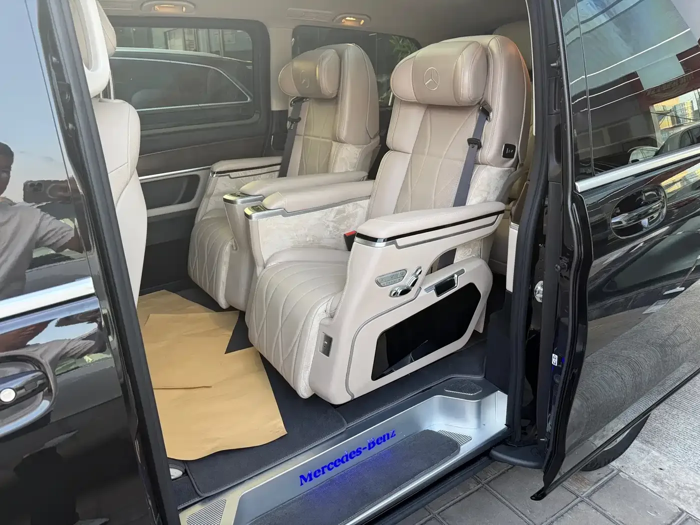 Mercedes-Benz Mercedes-Benz V-Class 2022 V 260 Pilot Edition — Фото автомобиля 14