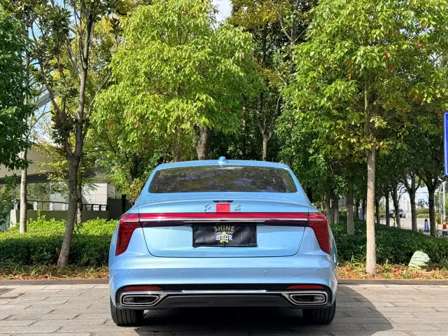 Hongqi H5 — Фото автомобиля 5