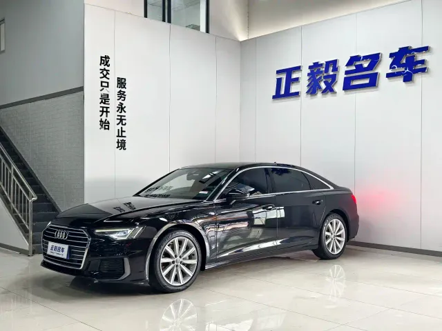 Фотография автомобиля — Audi A6L