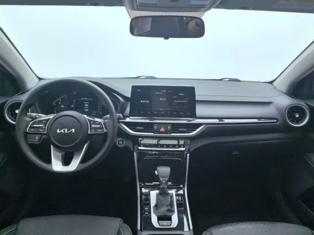 Kia K3 — Фото автомобиля 12