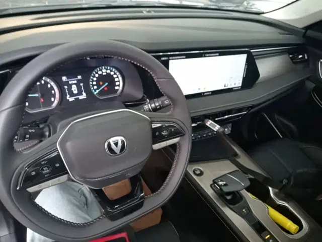 Changan X7 Plus — Фото автомобиля 9