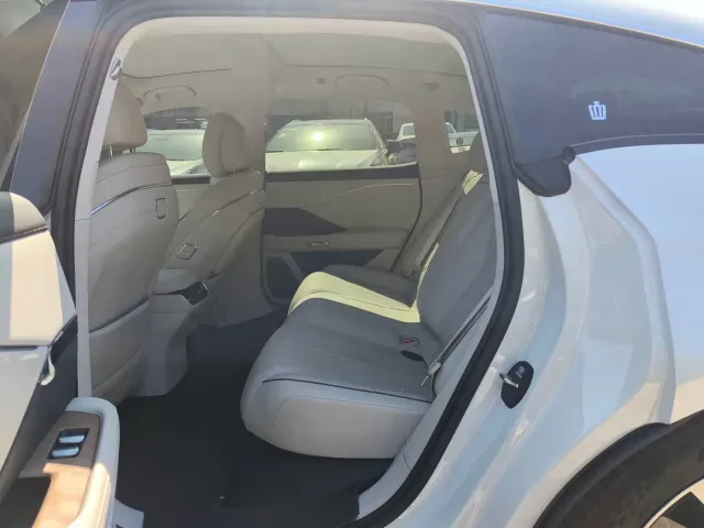 Toyota BoZhi 7 — Фото автомобиля 13