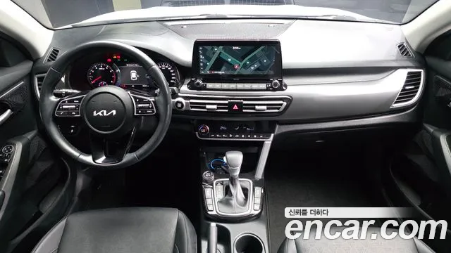 Kia Seltos — Фото автомобиля 10