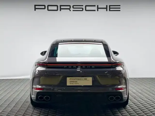 Porsche Panamera — Фото автомобиля 4