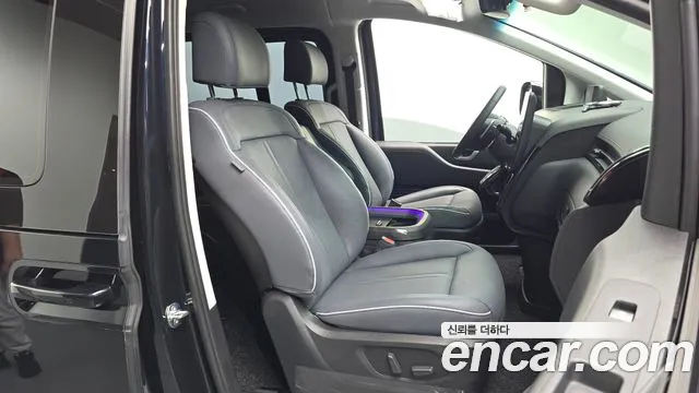 Hyundai Staria — Фото автомобиля 16