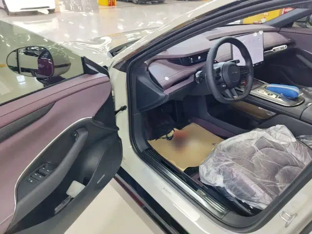 Xiaomi SU7 — Фото автомобиля 15