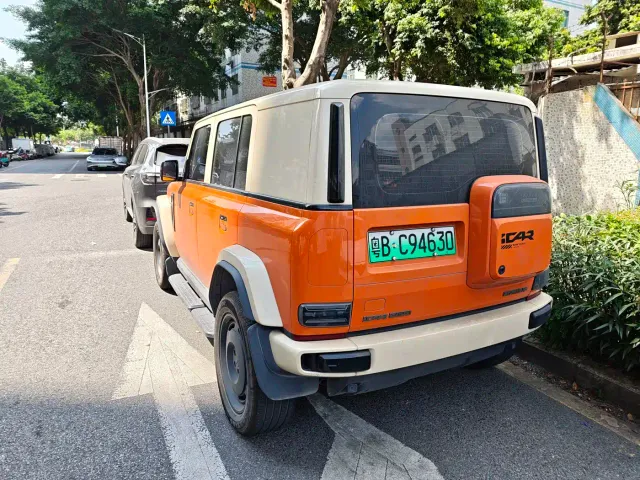 iCAR V23 — Фото автомобиля 2