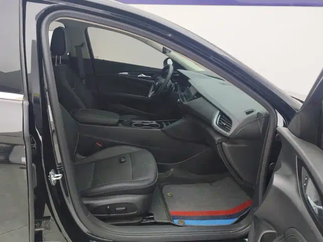 Buick Regal — Фото автомобиля 8