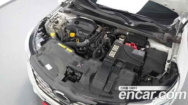 Renault Korea SM6 New — Фото автомобиля 9