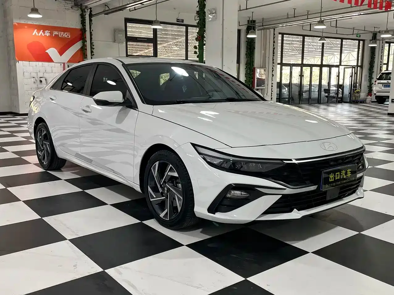 Hyundai Elantra 2023 1.5L CVT GLX Elite Edition — Фото автомобиля 3