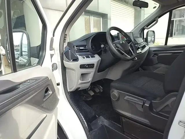 Maxus Xintu V70 — Фото автомобиля 15
