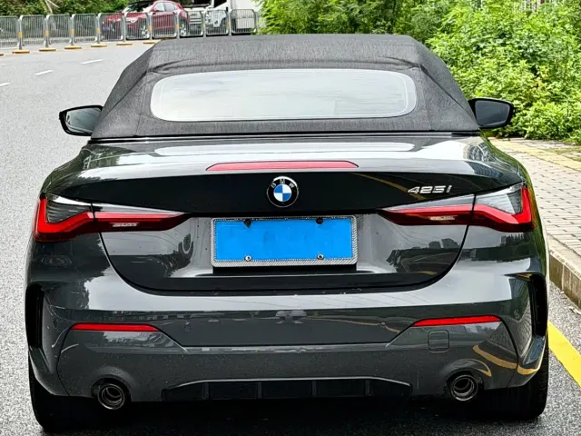 BMW BMW 4 Series 2023 425i Convertible M Sport Shadowline Package — Фото автомобиля 20