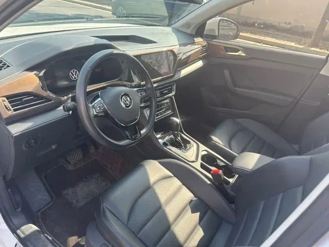 Volkswagen Tharu — Фото автомобиля 4