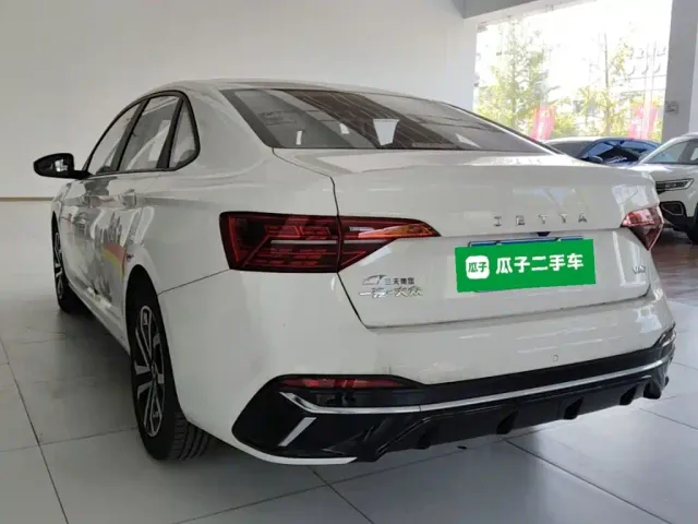 Jetta VA7 — Фото автомобиля 4