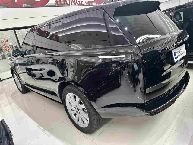 Land Rover Range Rover — Фото автомобиля 15