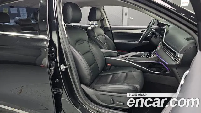 Hyundai Grandeur New — Фото автомобиля 16