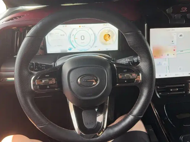 GAC Trumpchi M8 — Фото автомобиля 2