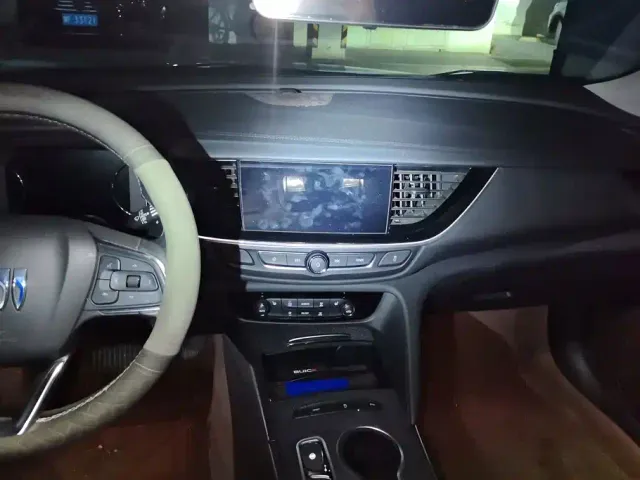 Buick Regal — Фото автомобиля 13